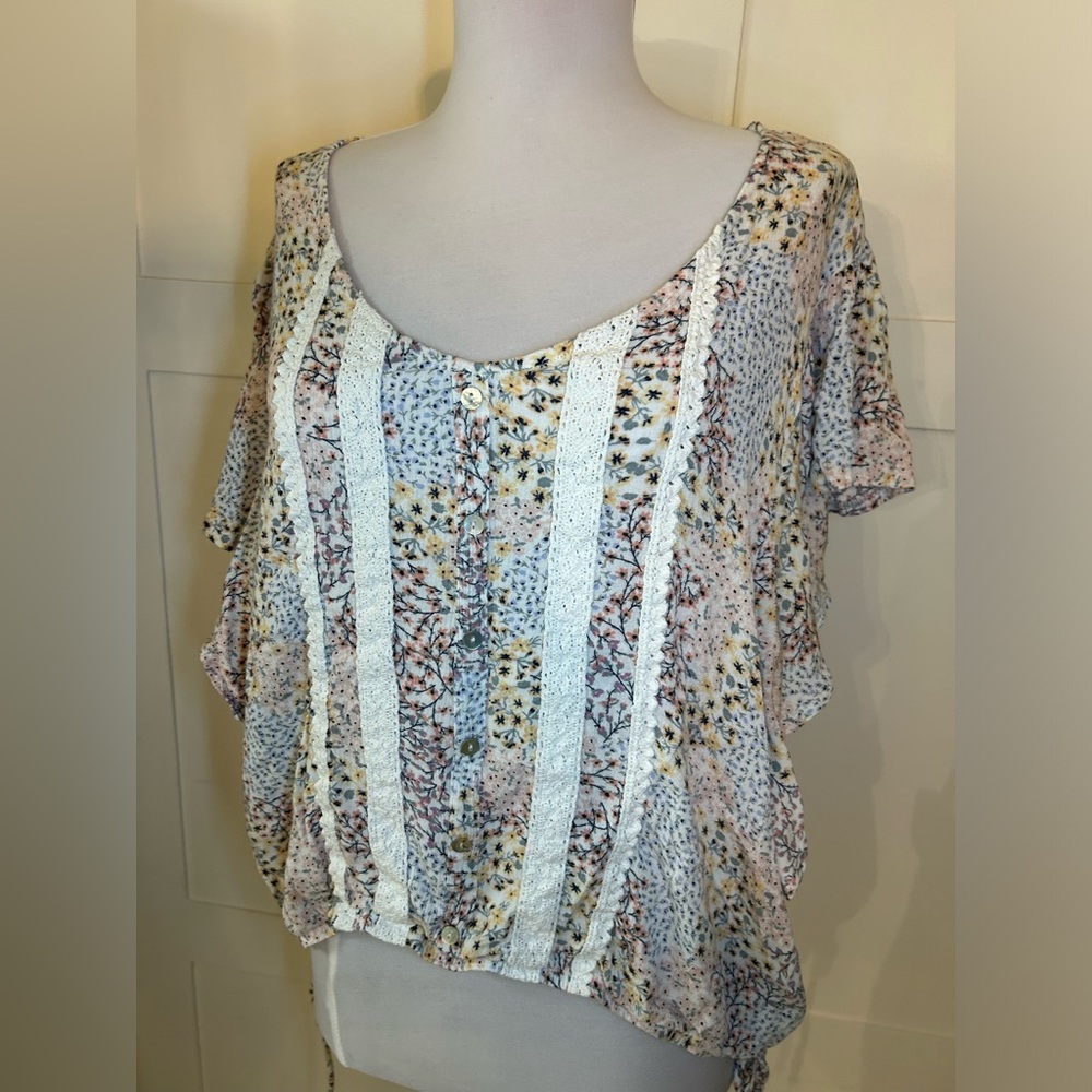 Wallflower lightweight blouse 2X